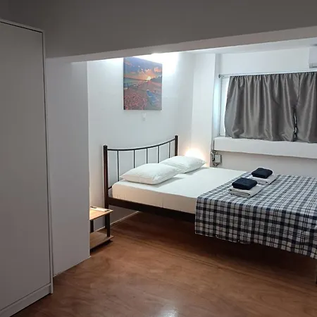 Apartment Dipla Athens Exterior photo