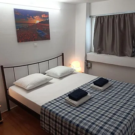 Apartment Dipla Athens Exterior photo